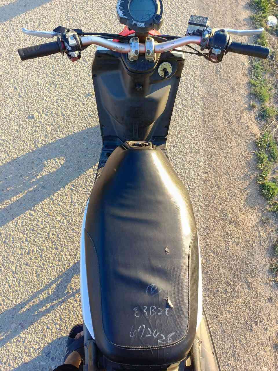 السلام عليكم دراجه سكنس جبلي دراجه مصالها شهر من طالعه رمبه دراجه بعدهي بملها وين ماتريد تفحص شغل وطلع اي نقص ماكو ستيرن  Wf رياضي مروحه رياضي دراجه كامله مكمله على اخر حبايه السعر 1350.بيها مجال للطيبين


**إذا كنت صاحب هذا الإعلان وتريد حذفه لأي سبب، رجاءا أرسل رسالة إلى الدعم الفني**