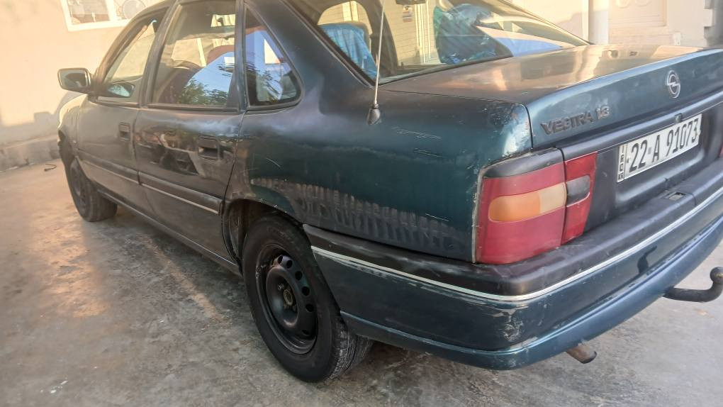 اوبل فكترا 1995
محرك 18
رقم اربيل دولي سنويه صاله ٣ اشهر ساقطه 
دفتر بانزين بيه 
بدون ضربه ولا صبغ 
كله عل بلاد 
جوم كهرباء
سعر 40$
*********** كركوك, العراق
