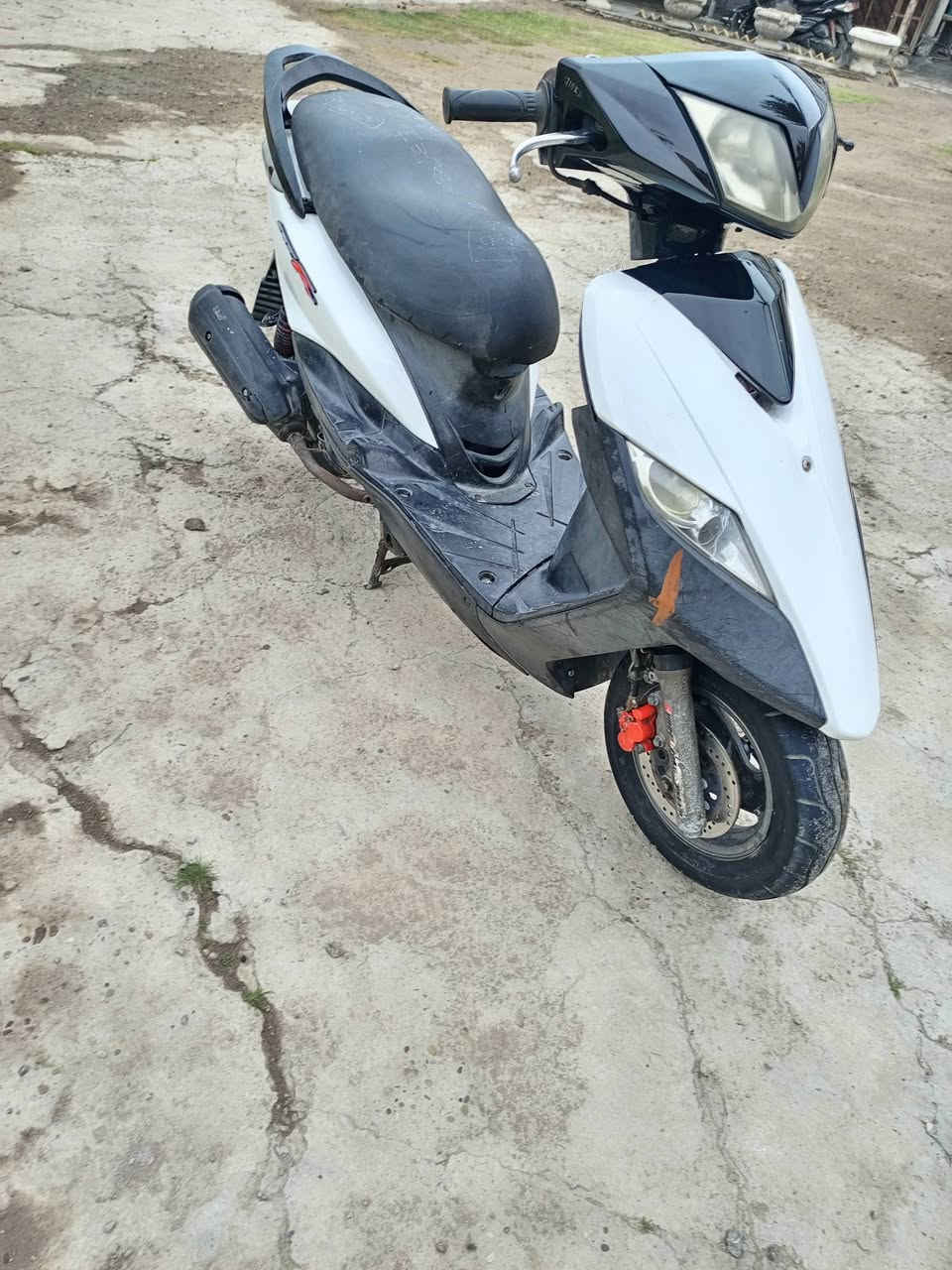 سلام عليكم
للبيع ثعلب كاملة من كلشي مكينة ابلادية ناعمة كلش شلعة و معدل فول كفرات تاي وان مختم دبلات جدد طسة حلوة كهربائيات كلهة شغالة السعر. 650بيهة مجال بسيط مكاني بغداد الشعلة الرقم ***********الشراي يراسني واساب
