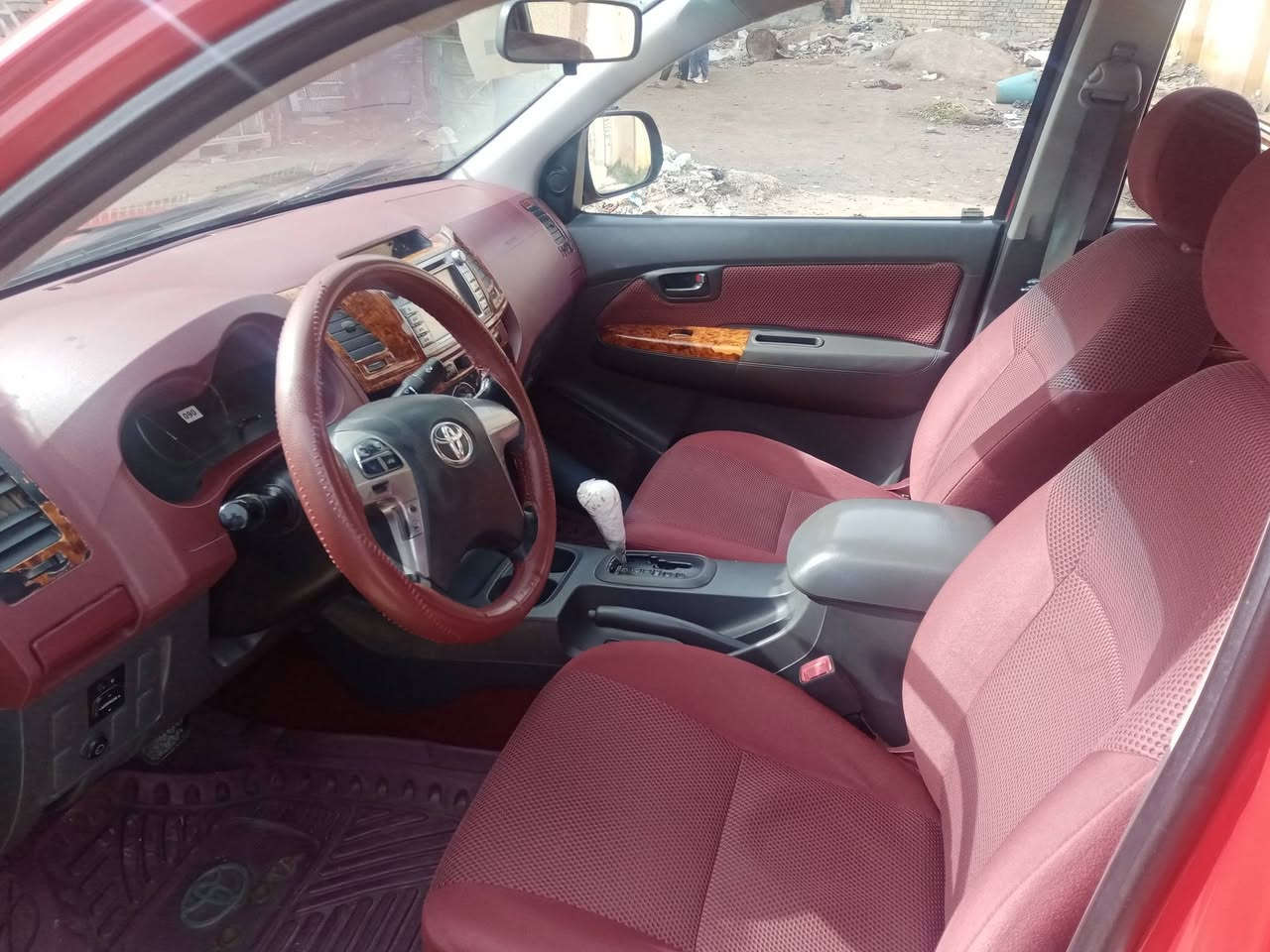 السلام عليكم فلاونزه موديل ١٥ كويتي شاصي ١٩ رقم انكليزي باسمي باقي تفاصيل ***********اتصل
