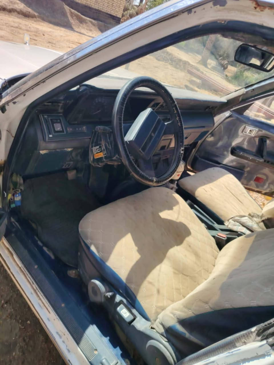 السلام عليكم سياره للبيع سوبر 85
مكينه وكير ثنين ونص شرط 
رقم صدامي مالك بسماوه مثنى سعر26وبيهه مجال
ما متواجد بالفيس رقم الهاتف‏‪***********‬‏
