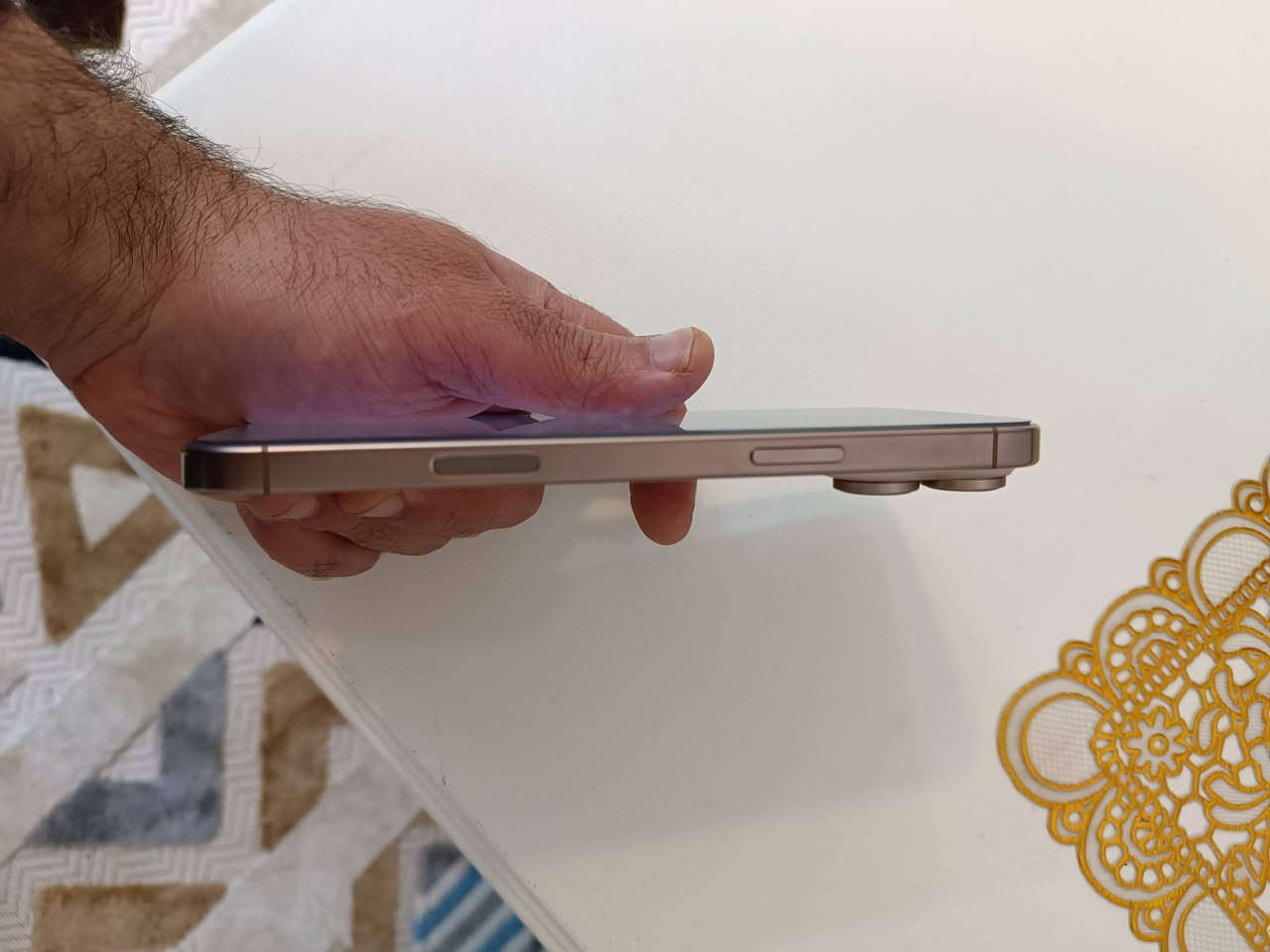 ايفون 16 برو ماكس
شرق اوسط ملحقاته كاملة 
ذاكره 256 
نظافة 💯 ب 💯 
بطاريته 100
مشحون 47 مره
زلغ واحد مابي وتر بروف ضمان ماستر لامفتوح ولا مصلح داخل الضمان
مكاني بابل- ورديه سيف سعد
السعر مليون و425 الف للاستفسار الاتصال على الرقم
***********
