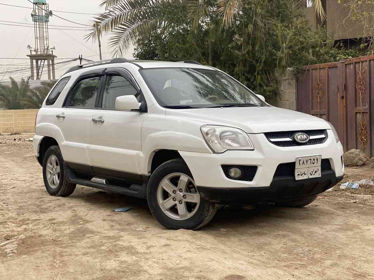 السلام عليكم سبورتج ٢٠٠٩ للبيع محرك ب الكارتون ما مفتوح جديد محرك ٢٠٠٠ دوش رقم سليمانيه سنويه ما ساقطه تخم تايرات جدد كهربائيات كلهه شغاله سياره اي نقص ما بيه وارد خليجي فتحه سقف بانوراما فول ما مواصفات ما عدا البصمه مكان ديالى بعقوبه سعر ١٢٢ ورقه بي مجال لشراي رقم الهاتف للاستفسار ***********
