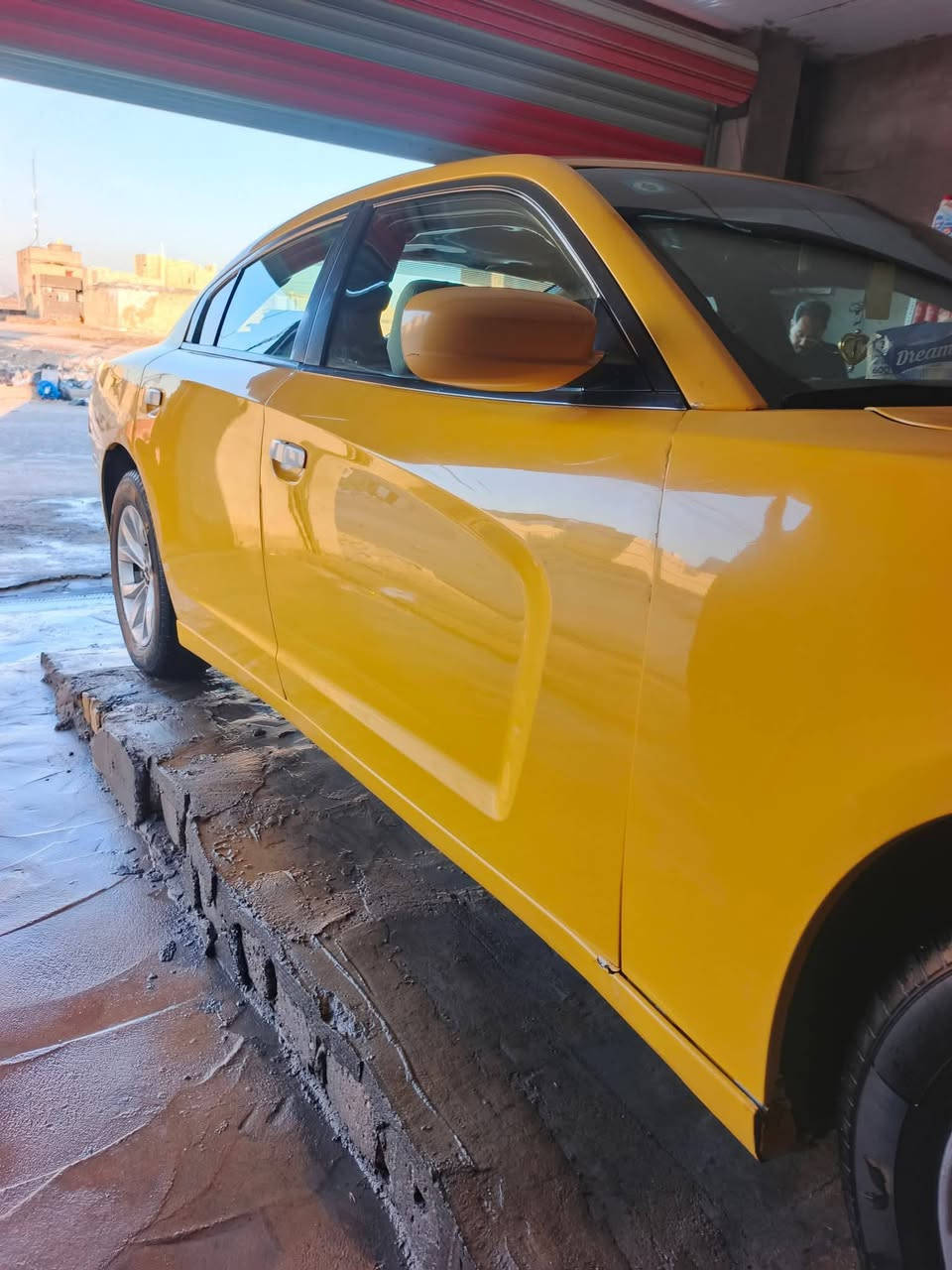 السلام عليكم شارجر للبيع 2013السياره جاهزة كير ومكينه وحداديه65٪ طخم تاير جديد مكفوله من الكص والفخذه والعيب الشرعي وصوليات رقم دياله تحوين مباشر مصفره هيءه وغرامات خطه ناصريه كربلاءء
السعر 130وبيها مجال مكاني الناصريه مركز 
***********
