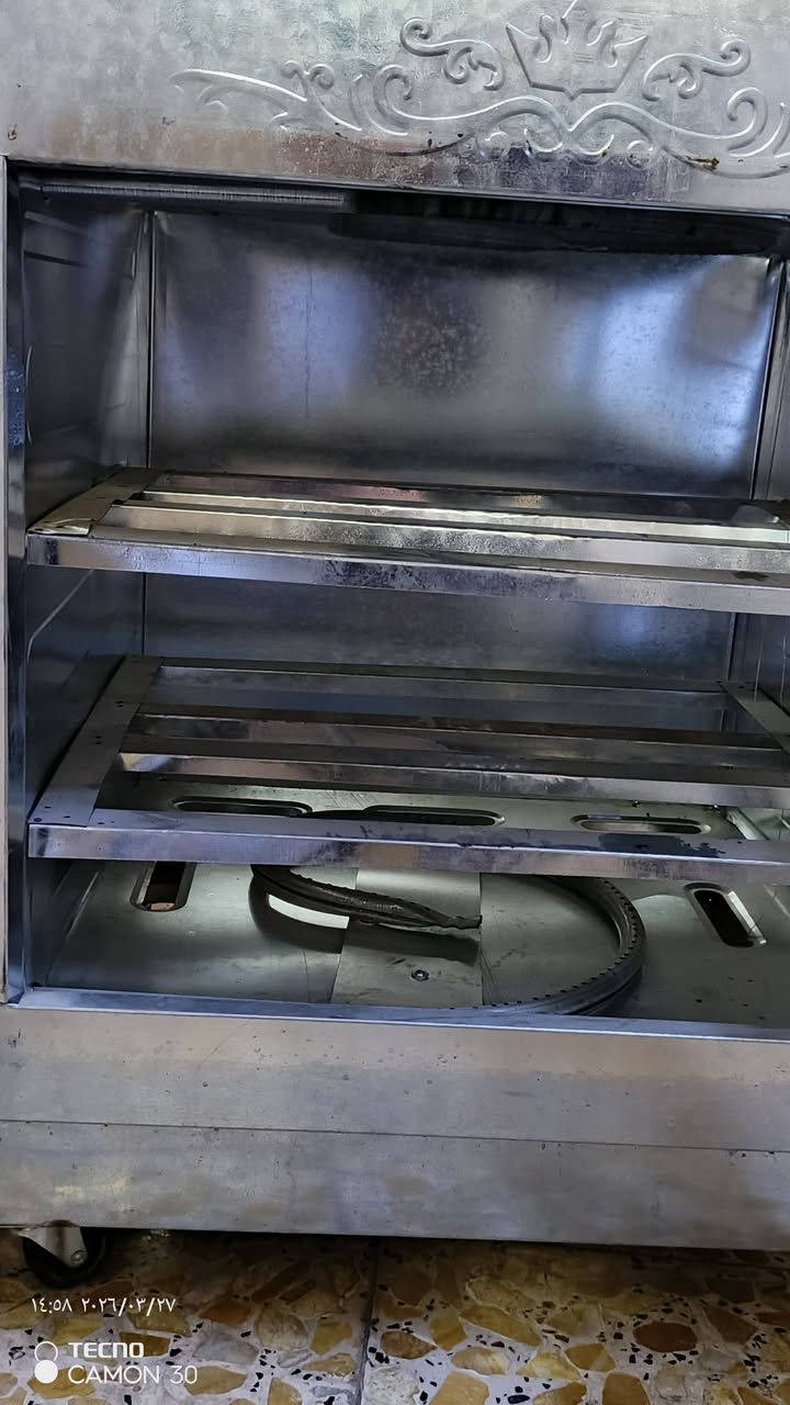 السلام عليكم
 فرن للبيع غازي
نضيف استعمال قليل
مكاني بابل 
السعر خاص
الاستفسار خاص
او عل رقم. ***********
