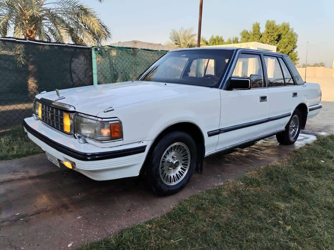 سيارة سوبر للبيع مديل ٨٦مكينة بلاد كير اوتماتيك سيارهه كلهة ع البلاد بيهه مكانات صبغ العنوان  البصرة قرنة الشرش الأستفسار ***********
