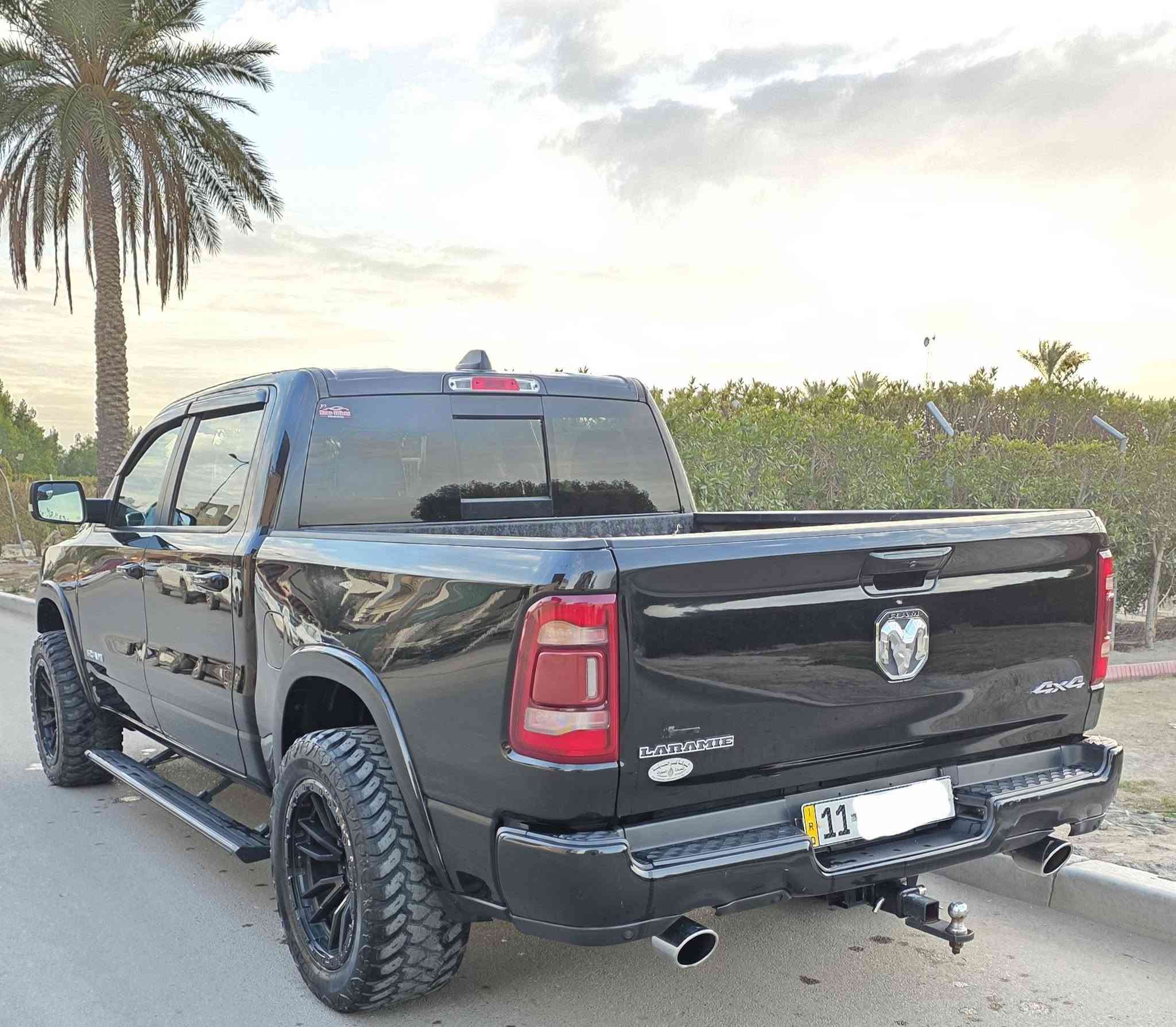 رام 2022 لارامي  باب طويل وبدي قصير ( المرغوب )
1500 Night Edition

رقم بغداد سنويه بأسمي

ماشيه 63 الف كيلومتر

حادث بسيط جدا بدون ايرباك بدون اي ضرر بالبجم صور الحادث مرفقة

التراك مرفع 1 انج من امريكا مع سبيسرات مع ويل اصلي ( حجم 20 تو سايز )  واطارات جبلي 

محرك هيمي 8 سلندر / ايتورك  

بطارية المحرك نوع AGM (Absorbent Glass Mat) 

مواصفات >>

اطفاء محرك وتشغيل ذاتي عند التوقف

نظام ايتورك اقتصادي

فور ويل 

كشنات تبريد وتدفئه + كهرباء + ميموري

جامه خلفيه كهرباء 

ستيرن تدفئة 

كشنات كنتاره + جلد

سستم صوت ممتاز

حساسات امامي خلفي مع توقف ذاتي

نظام تحكم بالعربه السحب

رادار امامي تحذير ومانع اسطدام في السرعات العاليه

كامره خلفيه

مراية جانبي شفط مع انارة ترحيب

تحكم وضع دوسة البانزين والبريك كهرباء 

لايت + بكلايت ليد

دوسات كهرباء 

وباقي المواصفات المعروفه وكلشي موضح بالصور  

مكان السياره بغداد القادسيه او اليرموك 

السعر 35 الف

بيع فقط 

*********** وتساب متوفر
