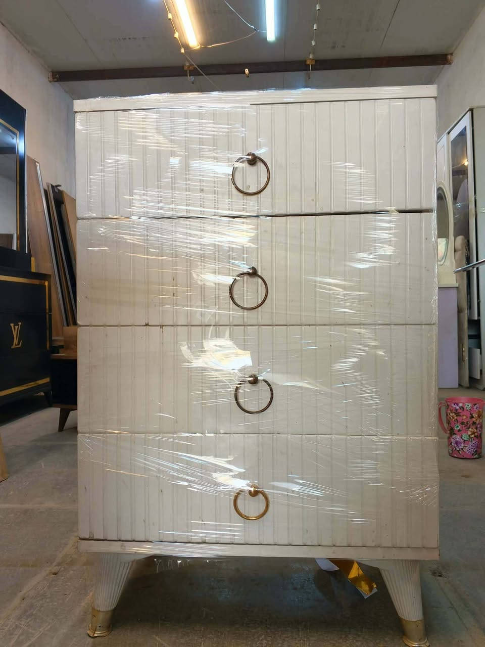 غرفه نوم تركي 🇹🇷🔥 
مستخدم كنتور ابواب 
7قطع نضافة 95💯 
سعر 600 مع شد ونقل مجاني محافظات كروه🚛🧑‍🔧


**إذا كنت صاحب هذا الإعلان وتريد حذفه لأي سبب، رجاءا أرسل رسالة إلى الدعم الفني**