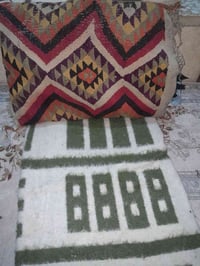 انتيكه • بطانيه • مخده قديمه