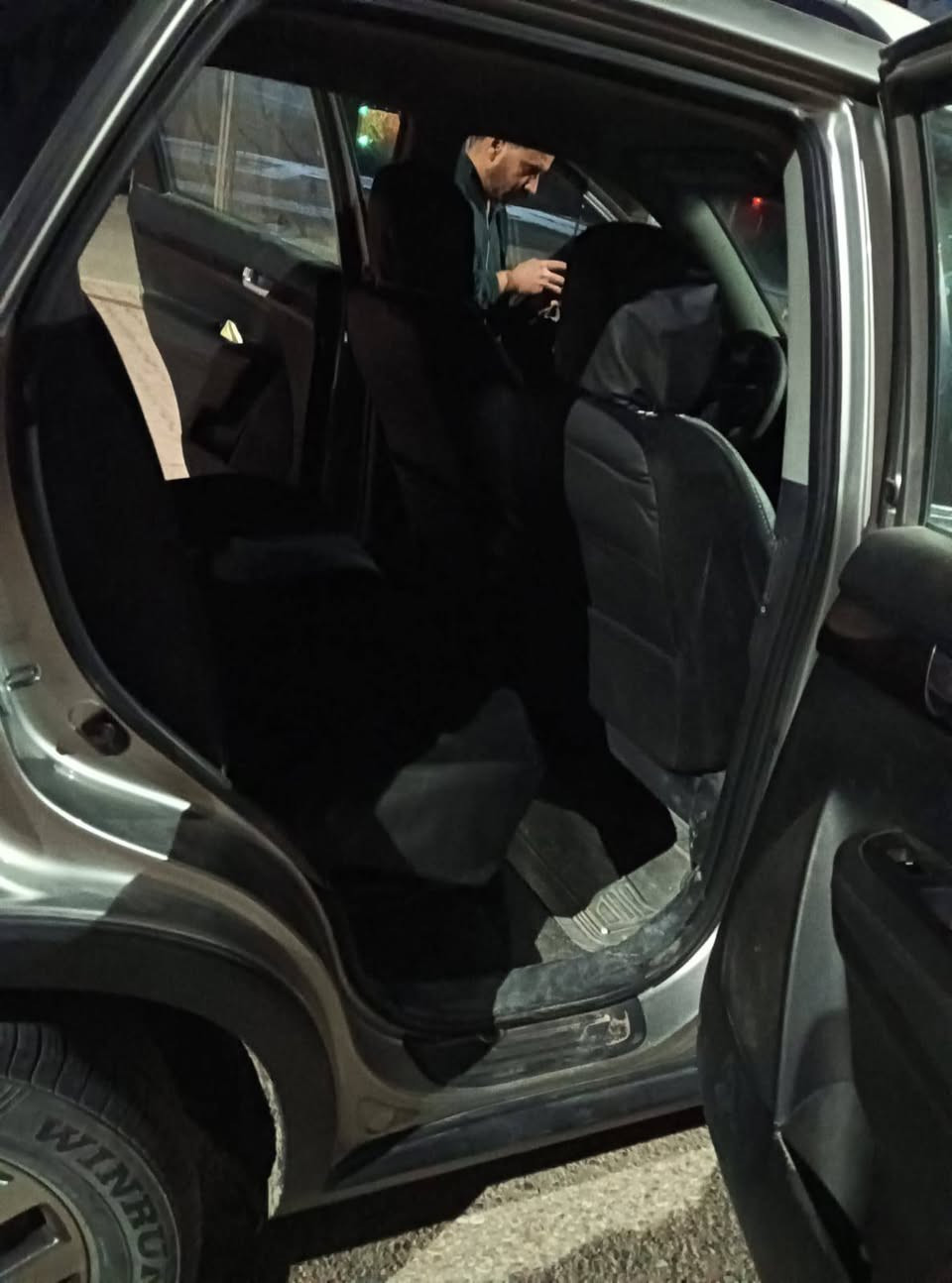 سورنتو 14 وارد امريكي حادث موضح بالصوره مابيه اي حادث غير مال امريكه ضرر باب وجاملغ مصبوغ  ماشيه حقيقي ( 108 )عسكري وسياره عايفه بالكراج مامتعوبه مداور ثاني يوم اني اداور مشروع وطني رقم بابل
السعر147 بيه مجال 
ارجاء تواصل على الرقم فقط لاغير اتصال او واتساب او على رقم ***********
المكان بابل بل مجمع السكني مال كص سويلم بشقق على طريق النجف
