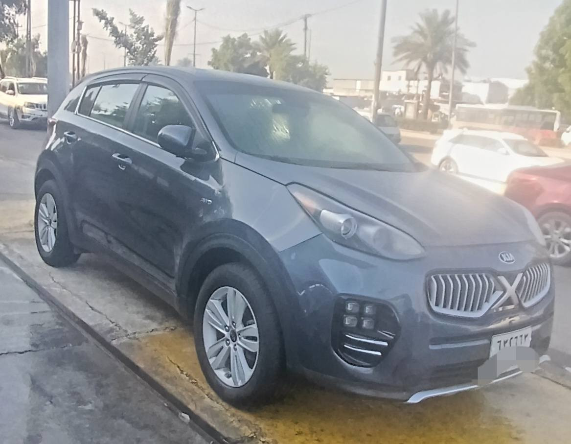 سبورتج 2019 بدون صبغ
حادث ربع دعاميه اماميه
محرك 2400
ماشيه 80 
السياره نظيفه جدا
مكاني بغداد..سنويه لل26
***********
    السعر/ 165
