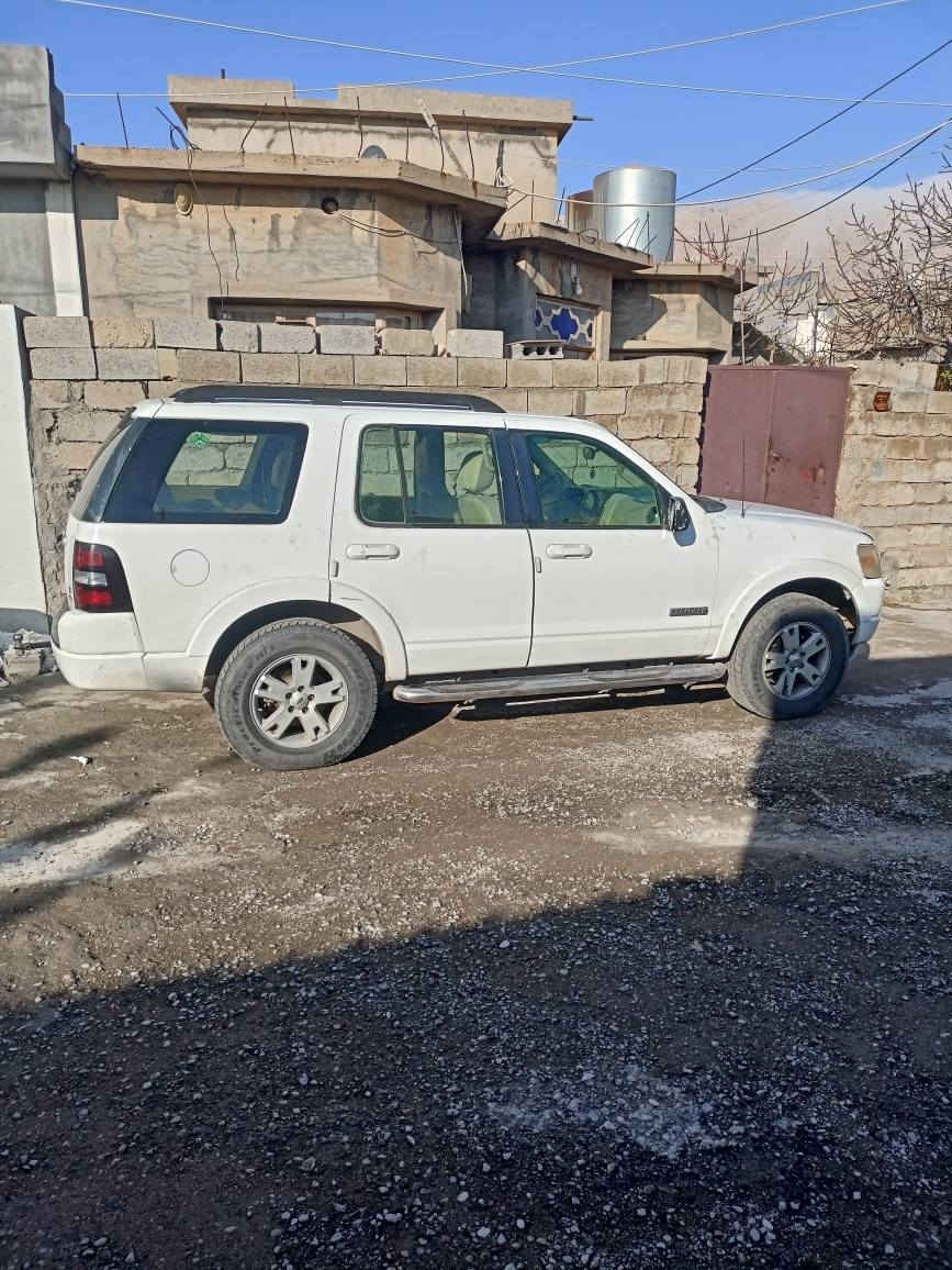 فۆرد اکس پلۆر مۆدێل مۆدێل 2007 پەڵە پەڵە بۆیاخی هەیە بەحیزام ئەیفرۆشم ،،گێڕو مەکینەی شاهینەیە،، سەیارەیەکی تندوتۆڵە ڕەقەموسەنەوی ئەنبارە بەهەدیە ئەیدەم بەڵام کێشەی هاتوچۆی نیە،،سعری 55وەرەقەو مەجال،گۆڕینەوەش دەکەم ،***********
*********** السليمانية, العراق
