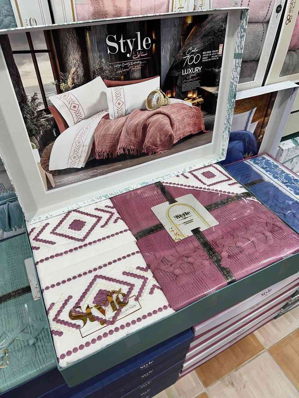 ستايل كبير ✅✨

1️⃣ طقم ملاية سرير كبير مطرز + كوفرته بيكا 🛏️
خامات قطن عالي جدا 🌟

سعر الطقم جملة 1050 💰
أقل كمية للطلب 5 قطع 📦

للطلب واتساب 01026278180 📱
تليجرام المكتب https://t.me/ketecar


**إذا كنت صاحب هذا الإعلان وتريد حذفه لأي سبب، رجاءا أرسل رسالة إلى الدعم الفني**