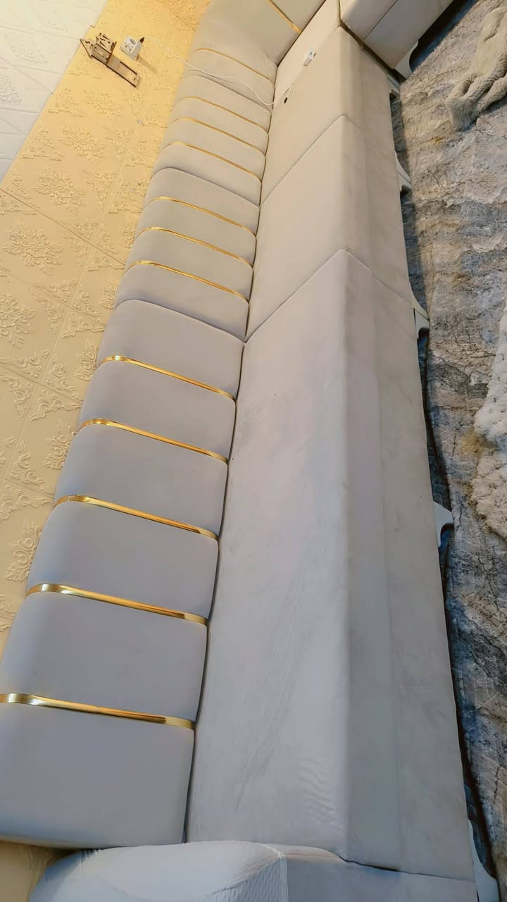 ديوان للبيع كل عيب ما بي سعر 300الف


**إذا كنت صاحب هذا الإعلان وتريد حذفه لأي سبب، رجاءا أرسل رسالة إلى الدعم الفني**