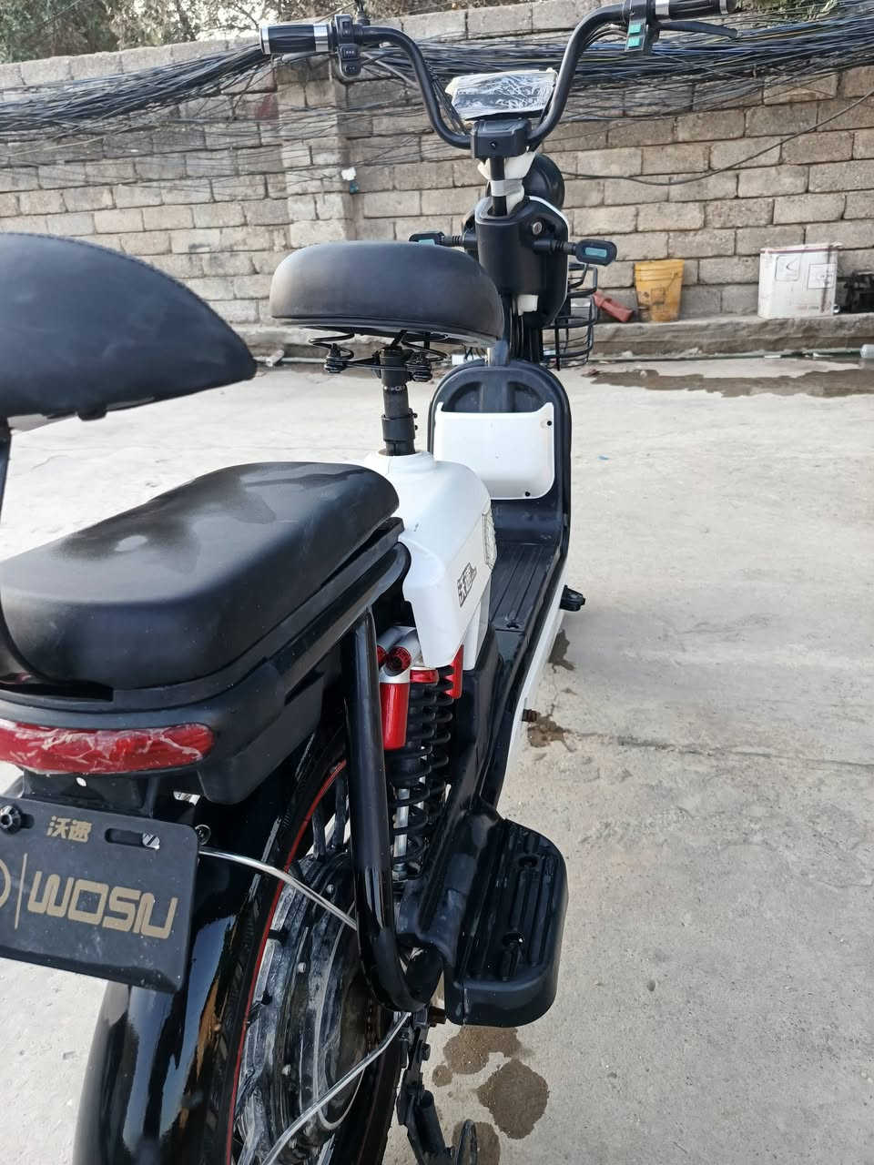 دراجه شحن للبيع مستخدم شي قليل ونضيف حيل كلو شغال اشاير لايتات دراجه حيل اقتصادية 5بطارية  سعر على خاص
رقم الهاتف ***********
دراجه شحن للبيع مستخدم شي قليل ونضيف حيل كلو شغال اشاير لايتات دراجه حيل اقتصادية 5بطارية  سعر على خاص
