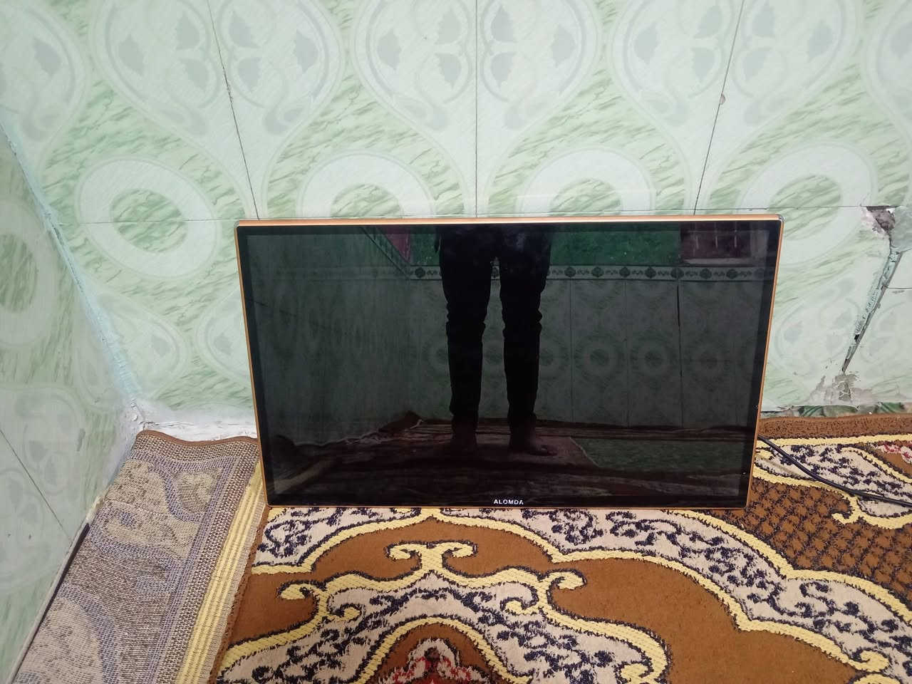 السلام عليكم بلازمات 2 للبيع شغالات شرط الفحص تفحص اله تشتري بدون أنترنت السعر الواحده 60 و بيها مجال   مكان كربلاء حي النضال قرب المستوصف الرقم ما متواجد على الفيس مكلف بالنشر ***********
