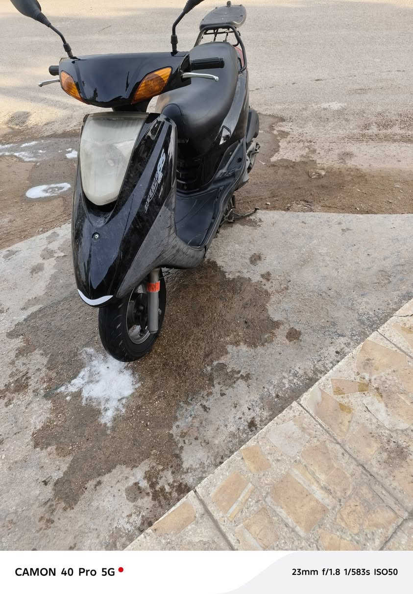 السلام عليكم قلبي الدراجه للبيع وبريز سرعتها 140 دراجه مقفوله كفاله عامه سعرها 950ااتصلوا***********
