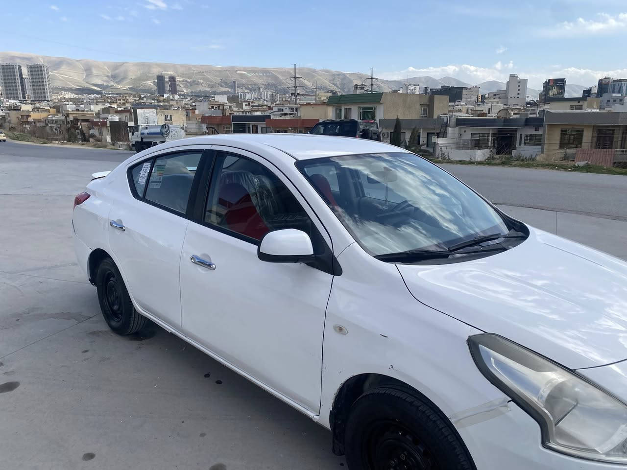 نیسان سەنی لاکشمیبای 2016 ڕەقەم سلێمانی چوار پارچە بۆیاخی هەیە لەگەڵ تۆزێ سارد  لای دۆسەی دواوەی سایەق ناوگرتنی هەیە سەنەوی و ڕەقەمی تازەیە ئاوێنە کارەبای دەبڵ گێچ دەسک نیکل ناو کرێمی ABC خلیسکان گێڕ و مەکینە و تەبرید و تەحویل و غەرامە بە شەرت سعر 85 گەڵا و مەجال شوێن سلێمانی 
***********
***********
کۆڕەک واتساپی هەیە 

نيسان صني هندي 2016 رقم سليمانيه گير اوتوماتيك بيها أربع قطع و شوية بارد بيها داخل شويه بلدوسة بلجاملغ الي ورة السايق السنوية و الرقم جديد مراية كهربائية دبل گيج يدة نيكل داخل كريمي گير و مكينه وتبريد وتحويل و الغرامه بشرط السعر85 ورقة ومجال مكان السيارة السليمانية المعاملة على هذا الارقام الي مسجله فوك والكورك بي واتساب
