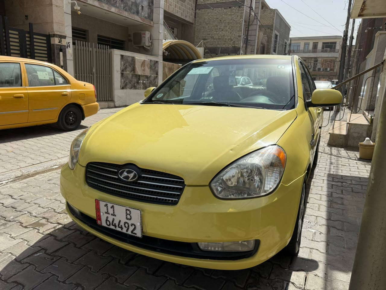 سلام عليكم اكسند موديل 2011 ليمونيه شركة عامة سياره خليجية مكينه 1600 بسمي سنويه 31 هزه جديده هيئه مصفره السعر 100 بغداد  مكلف بنشر ممتواجد على الفيس ***********
