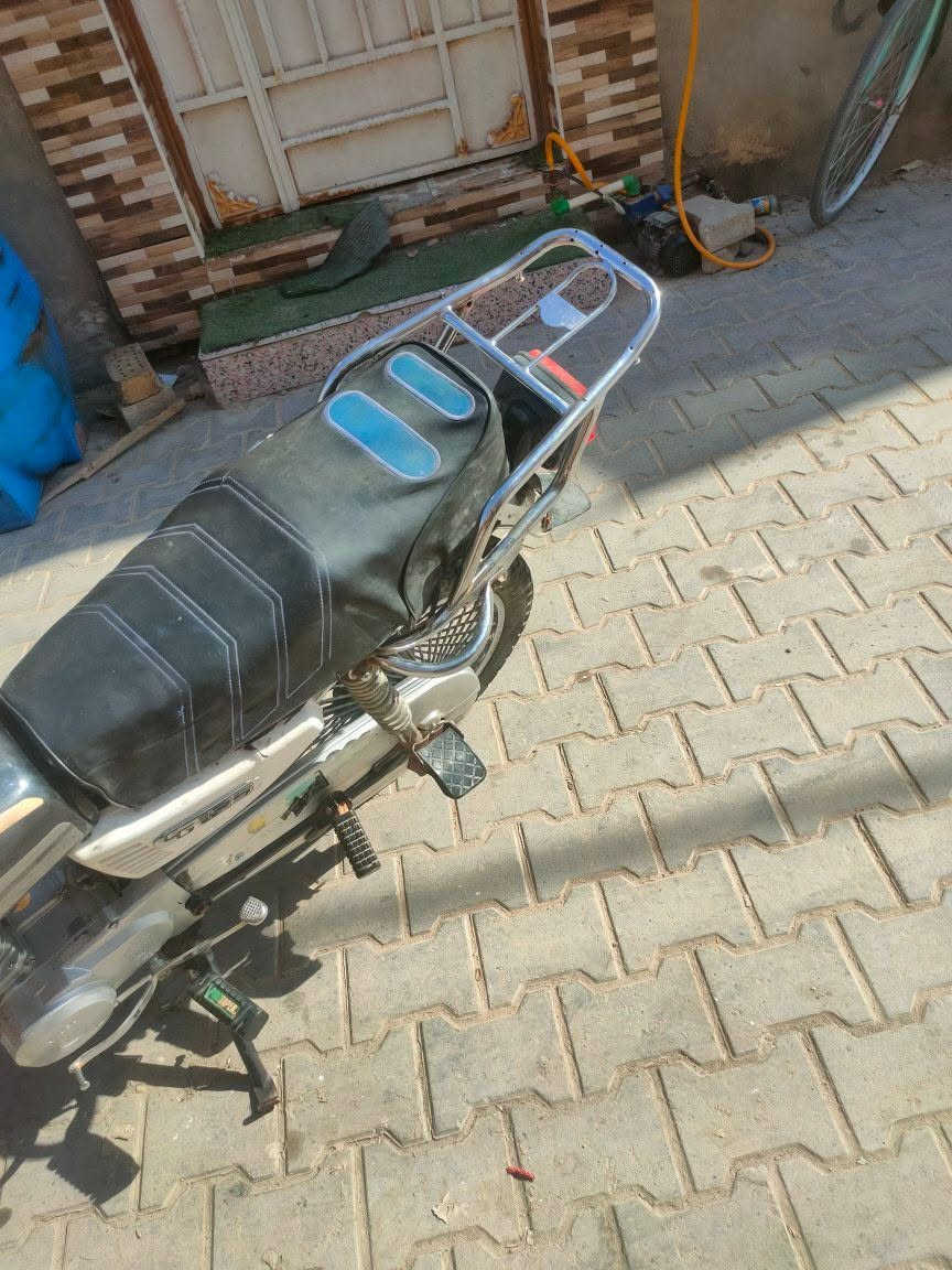 سلام عليكم تايكر سونك مديل 23 اوراق سكنر كامله مكينه ناعمه شرط مناقصه شي السعر خاص او اتصال مكاني سماوه *********** واتساب
