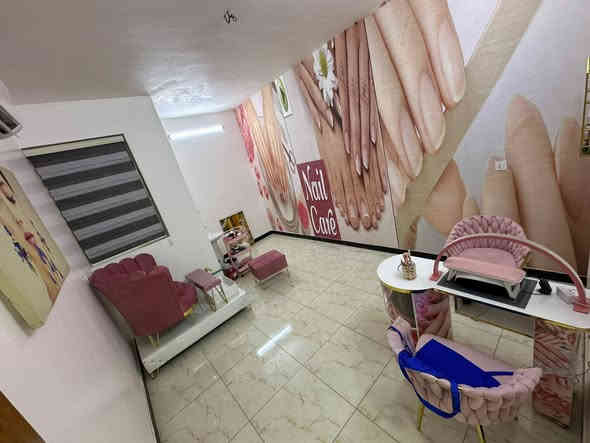 السلام عليكم 
غراض صالون للبيع 
ميز حلاقه عدد 3 كامل مع الكرسي 
كرسي ابو المغسلة 1 
كاويات عدد 2
شسورات عدد 2 مع ستاندات 
ميز مجرات عدد 5 
سديه جديدة 1 
رفوف مواد عدد 3 
قاطع 1 
رنگ لايت تعليك 1 
مواد + ميز + كرسي + مغسلة متكامله تنضيف قدم وبدي كير ومني كير واكرلك 
—————————————
اصباغ + معالجات + مواد شعر 

السعر 3 مليون شلع وبيهن مجال بسيط 
العنوان بغداد / مدينه الصدر 
للاستفسار ***********
