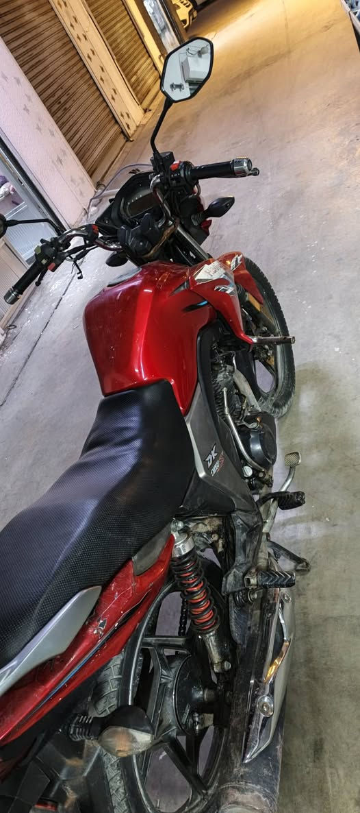 السلام عليكم دراجه هاوجي للبيع موديل 20 مكمركه وكامله سعر خاص ***********
