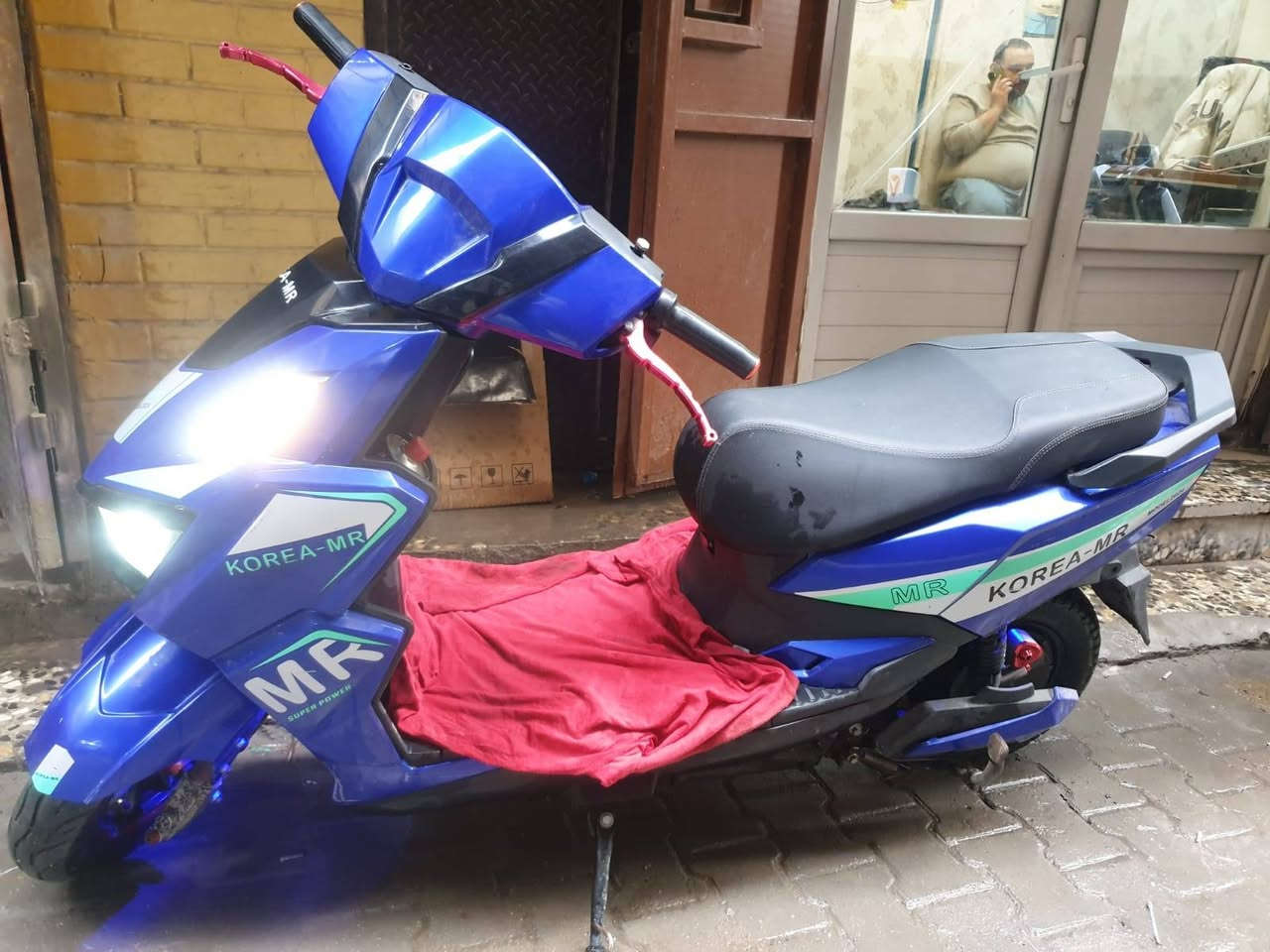 ب 750 قفل ليريدها يجي ياخذها


**إذا كنت صاحب هذا الإعلان وتريد حذفه لأي سبب، رجاءا أرسل رسالة إلى الدعم الفني**