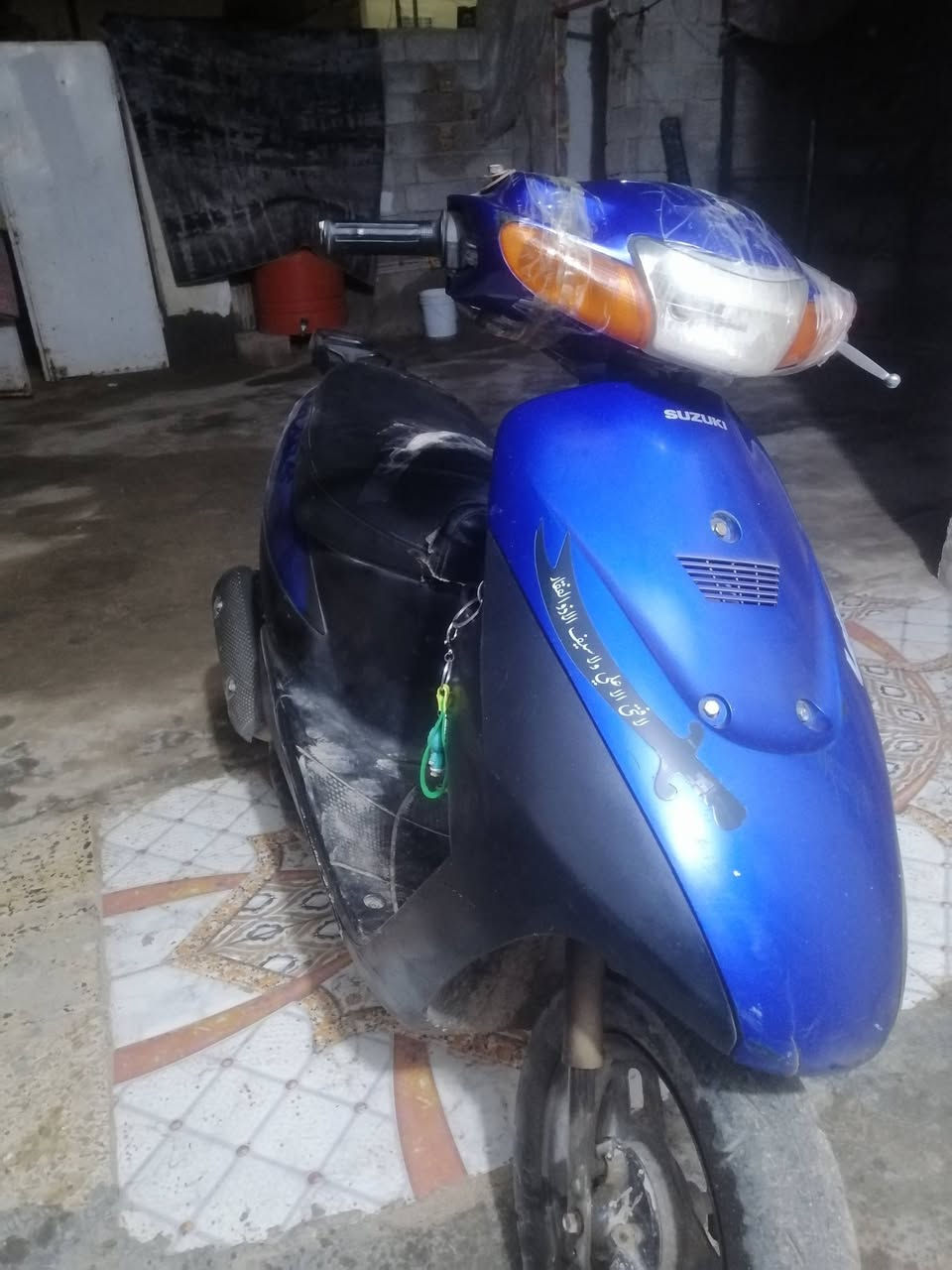 سلام عليكم دراجه ساسوكي  نضيفه وراق مكلف بل نشر سعر  150بيه مجال  مكان ابو رمانه رقم ***********
