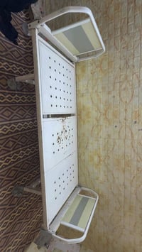 سرير للبيع سعره 150 مكان بغداد الحسينيه   07723614336