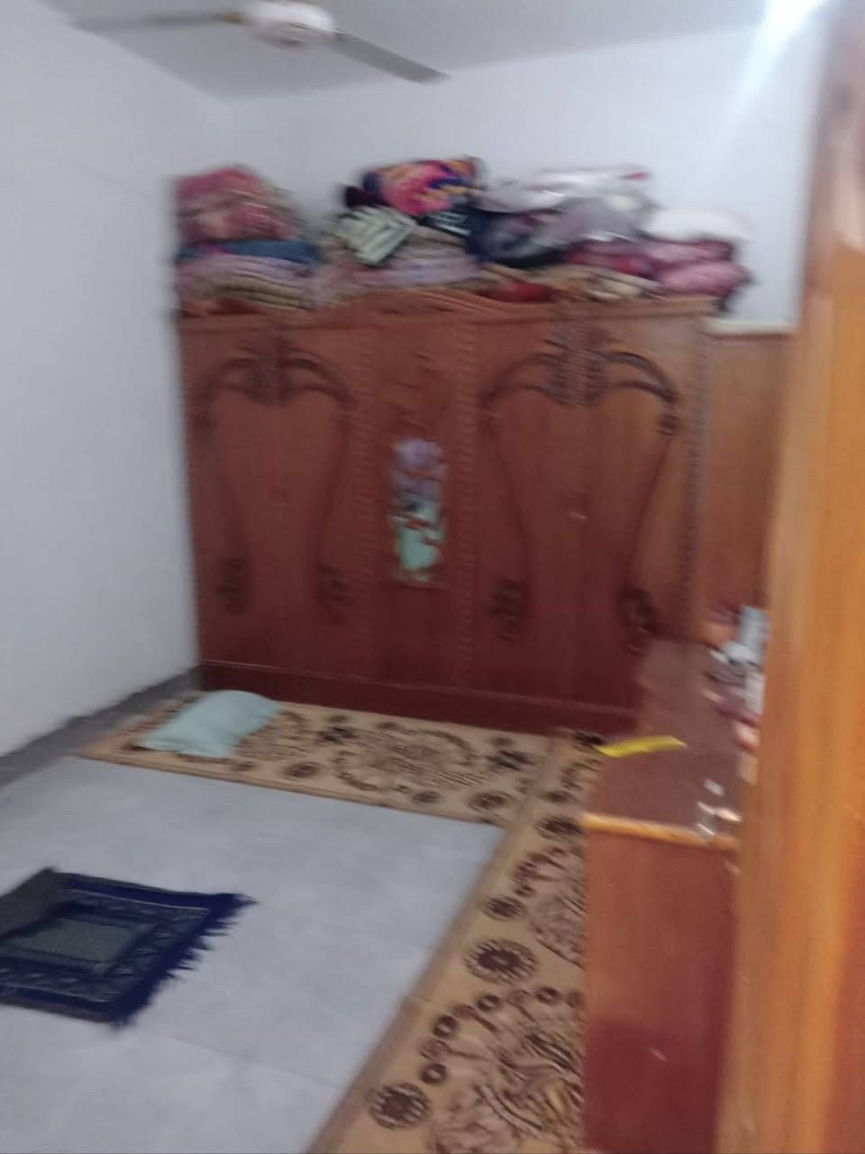 للبيع .. مشتمل مساحة 60 متر مربع طابقين 3 غرف نوم مثنى الشهداء سعرة 37 حلو نضيف .. ***********
