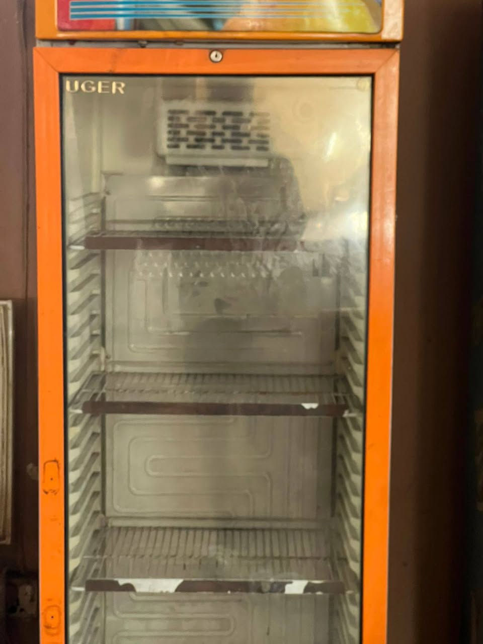 براد مجمده جديد واضح بل صوره
كله شغال سعر واحد  200 بيهن مجال حك جيه 
***********
