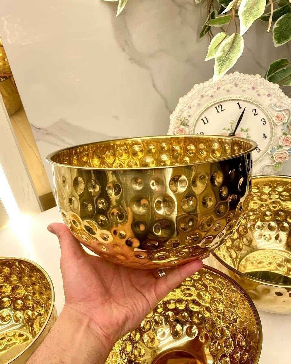 ✨ لمسة فخامة تكمّل مطبخك وتقديماتك! ✨
طقم بولات استيل جولد 👌🏻 3 قطع بأحجام كبيرة ومتعددة الاستخدامات 💫
✅ مثالية لتحضير وتقديم الطعام ✅ رائعة لتقديم الفاكهة والحلويات ✅ خامة استيل عالية الجودة ✅ تصميم أنيق وفاخر يضيف لمسة مميزة لسفرتك ✅ متوفرة باللون الجولد ✅ منتج مستورد 🇨🇳
📩 ادخلي جروب التليجرام وشوفي الأسعار وباقي المنتجات 💥https://t.me/HappyHomeGallery21

 سعر الجملة من أول قطعة
📱 للاستفسار وحجز الأوردر 
واتساب
010 68377866


**إذا كنت صاحب هذا الإعلان وتريد حذفه لأي سبب، رجاءا أرسل رسالة إلى الدعم الفني**