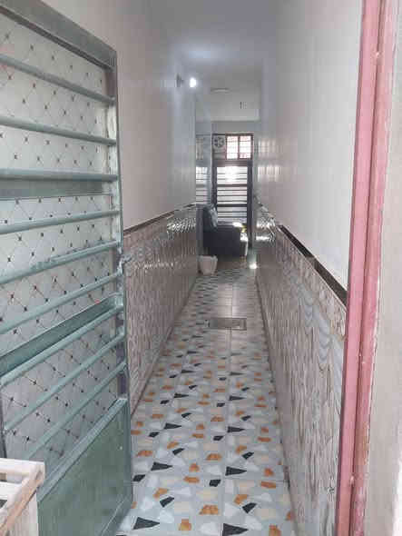 دار للبيع  ١٠٠ متر طابق واحد زراعي واجه ٥ نزال ٢٠ كامل من كل خدمات والترتيب بعد الاتفاق ويه المشتري يسلم البيت موباشر عنوان زعفرانية نهاية اربع شوارع شارع مخبز المجتبى سعر مناسب اي استفسار اتصل او واتساب ***********
