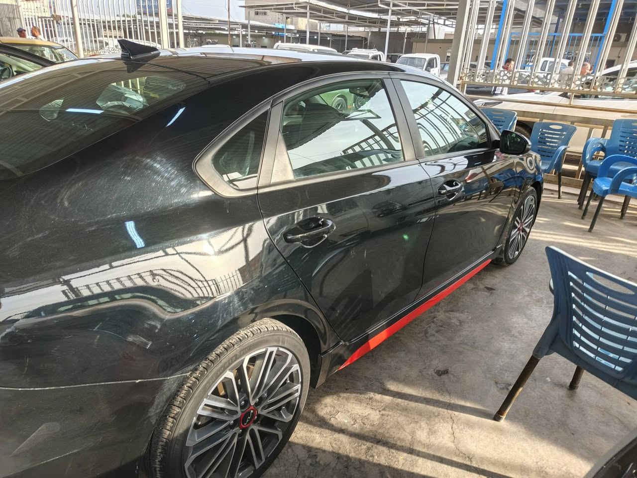 السلام عليكم
فورتي ٢٠٢٤  GTماشيه ٢٤ ألف مايل 
فول موصفات 
كشن حار +بارد
السياره فتحه سقف 
السياره مكفوله من الصبغ 
رقم بغداد بسمي 
مكان السياره بغداد  
السياره صدر مكينه كير بوضع الشركه 
***********واتس 
***********واتس
