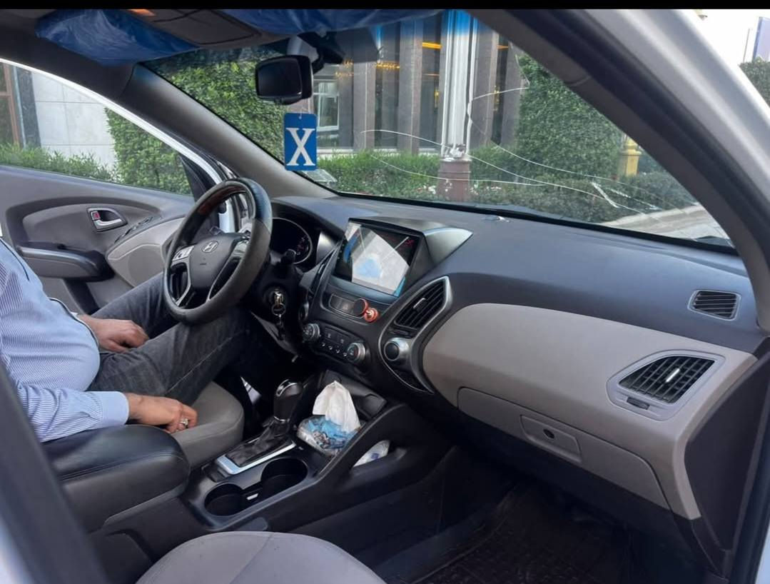 /#hyundai_توسان ٢٠١٥ شكل ال ٢٠١٦
🔥🍃🍃🔥
ماشية ٩٠ الف 🔥
مواصفات  طبيعية مع اضافة شاشة 
مجلدة من الداخل 
كير ومحرك مكفول 
بيها اصبع  رش بالبنيد 
الكشر جدا جدا نضيف 
والسيارة على وضع الشركة 
مكان 🔺 بابل المسيب 📍
رقم الهاتف ☎️
***********
👆👆👆👆
