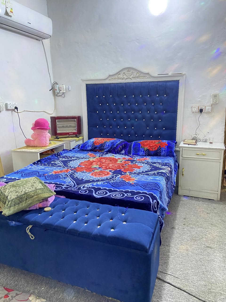 غرفة اخشاب نجارة عراقي بتصميم تركي مصبوغ بصبغ سيارات ابيض اريد ابيعها  اللي حاب يشتري يراسلني السعر مليون ونص وبيها مجال انشالله 🩷 العنوان قرب سيطرة ام الهوى


**إذا كنت صاحب هذا الإعلان وتريد حذفه لأي سبب، رجاءا أرسل رسالة إلى الدعم الفني**