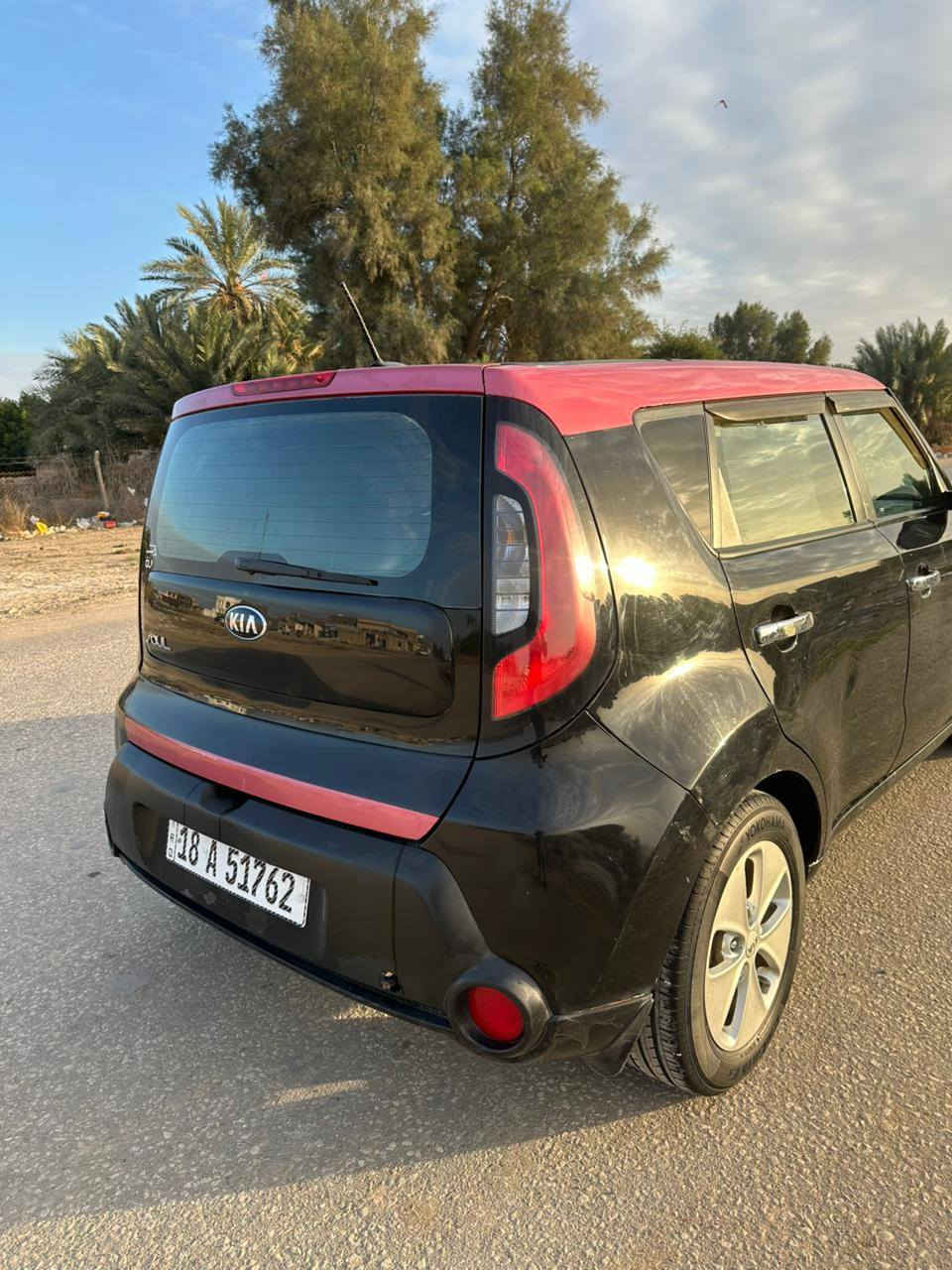 السلام عليكم 
صول 
موديل 2014
مكينه وكير وحداديه تخم تاير تبريد اشاير بلمري تحكم استيرن تدفئه جاهزه السياره مكينه 2000 
الهلالات الخلفيه صبغ 
وجاملغ وبنيد وارد امريكي علما السياره ماشيه 106 ورقم بابل الانكليزي هزه جديدة 
مكان السيارة بابل 
***********
