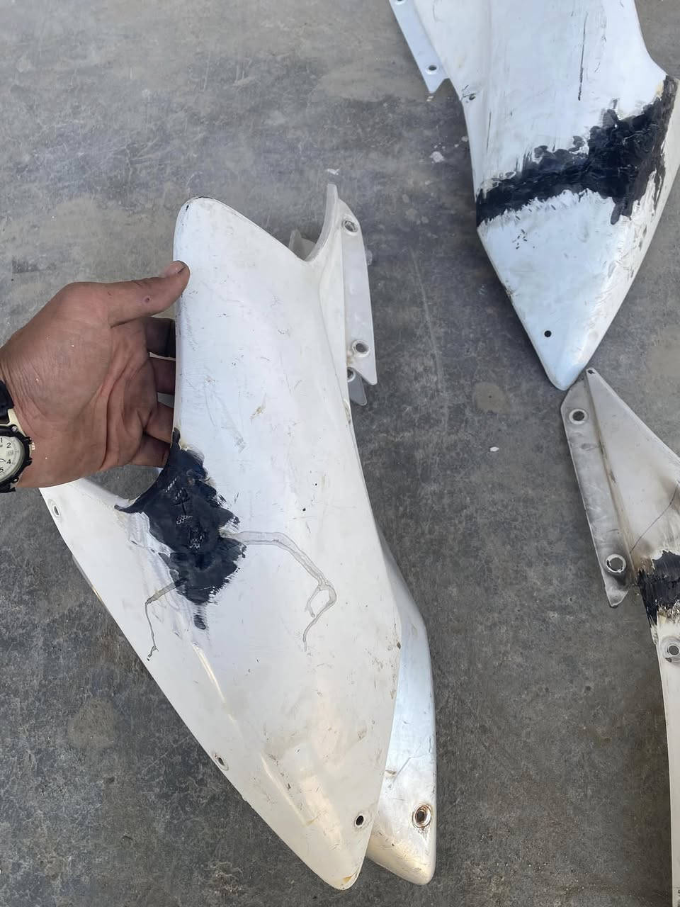 السلام عليكم تصليح كفرات ياماها 900 المكان شارع فلسطين قرب مستشفى الكندي ***********
