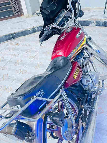 السلام عليكم دراجة ايراني سافان موديل 24 دراجة كلشي ما بيها جانت متروكة يرادلهة ترتيب بيها نواقص عارضهة ب 500 وبيها مجال *********** ويرهم مراوس
