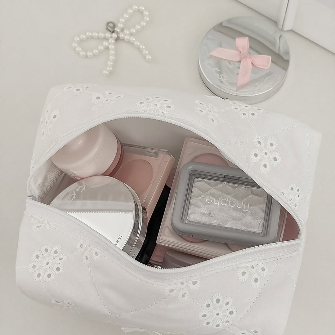 السعر:13 الف 💖🌸✨🐚🪞🦢
‎(كل البضاعة حجز مسبق تصل بعد 20 _ 25 يوم )
 
#iraqistore #pinterest #pintereststore #easthetic #jellycatbunny fypstore بنترست_ستور


**إذا كنت صاحب هذا الإعلان وتريد حذفه لأي سبب، رجاءا أرسل رسالة إلى الدعم الفني**