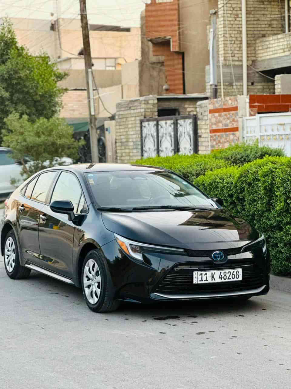 كورلا هايبرد موديل 25وارد امريكي كامل مواصفات ما عدا بصمه لون اسود مراوس  أو للبيع السعر 153وبيه مجال رقم هاتف ***********واتساب موجود
