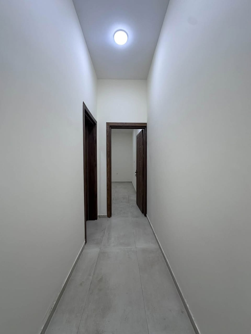 اللهم صلي على محمد وال محمد 🌹❤️
المطور الأول في الكرادة.. ✅

الريادة في التنفيذ والإتقان في إدارة الأملاك."

فخورون بإدارة أكثر من 210 مبنى بكل ثقة وإتقان

___________________________________

مبنى رقم 55 

شقق الايجار حديثه درجى اولى غير مسكونه زيرو 

اخر قعطه في مبنى رقم 55 

بسعار مناسبه جدا 

حديثه درجة اولى Vip

كرادة شارع 42 قرب مطعم بتهوفن 

مساحه 170 م 

غرفتين وصاله مساحه كبيره مع حمام عدد 2 مع ملحقاتها  

مصعد 24 ساعه ✔️

نفتح الآن باب الحجز للمشاريع قيد الإنجاز 🏗️

الاستفسار الاتصال على الارقام التاليه 

المهندس مهيمن اللامي 🫶

☎️***********

☎️***********

☎️***********
