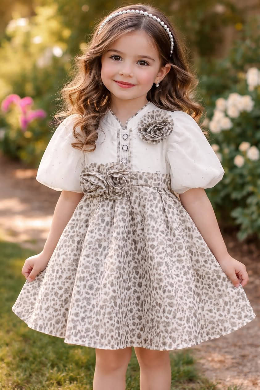 اللهم صل على محمد وآل محمد 
#موديلات_العيد_ويانه_غير_ترندات_فقط
#عنوانة_شارع_سيد_نور_مقابل_صادق_المضمد
مجمع كوين للألبسة النسائية و الاطفال


**إذا كنت صاحب هذا الإعلان وتريد حذفه لأي سبب، رجاءا أرسل رسالة إلى الدعم الفني**