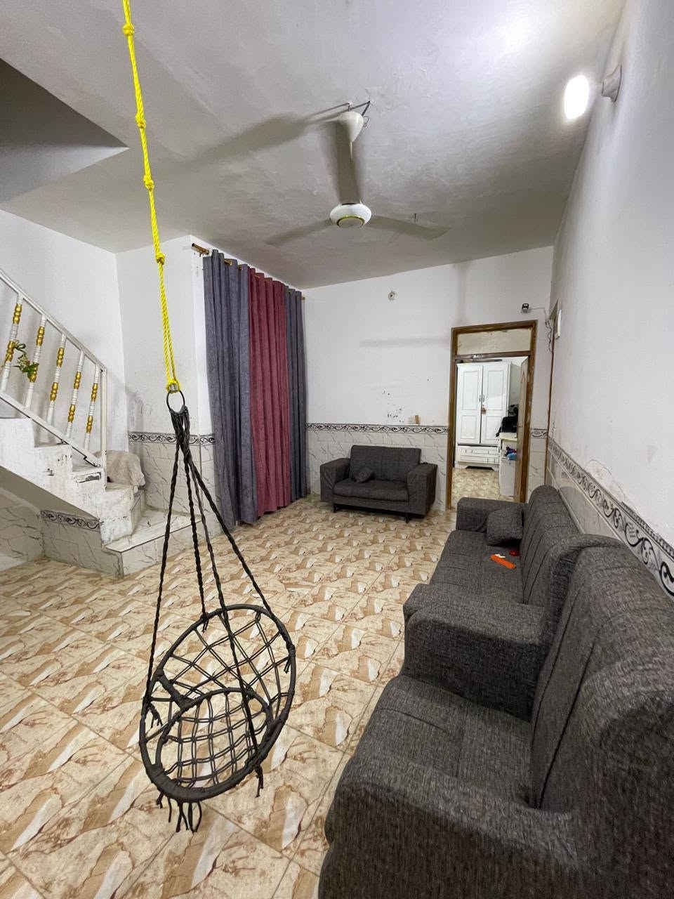 🏡 دار سكن للبيع
📍 الموقع :التقيه الثالثه / مطعم بغداد /شارع بنزين الخانه/ثالث فرع 
📐 المساحة: ١٠٠  م بناء ٢٠٢٤ كونكريت مسلح
🏠 الدار طابو زراعي سند ٢٥ بيه معامله تطويب

🏠 التفاصيل:
▫️ غرفتين نوم ٤×٤.٥ واحده سويت
▫️ طابقين 
▫️ مطبخ 
▫️ صالة كبيره 
▫️ منور خلفي وجانبي
▫️ مجاميع صحية داخلية وخارجية
📍 موقع هادئ ومناسب للسكن .
📞 للاستفسار خاص أو مراسلة واتساب فقط
***********
