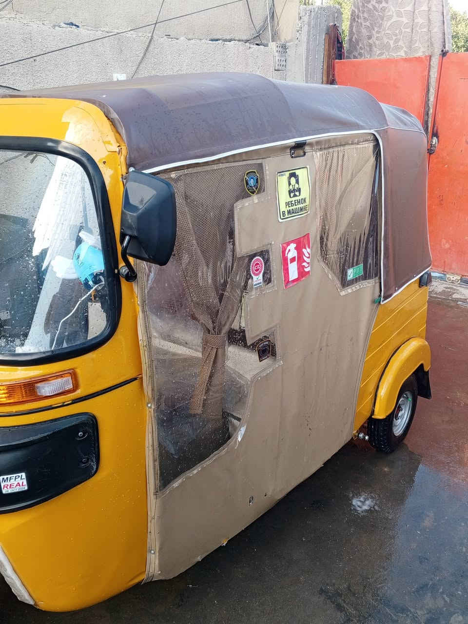 تكتك 19شهر5 بلاديه بس الغوده مرشوشه وراق المصطفى كامله وياك الترقيم السعر 5000ويه مجال بصيط ***********مكاني بغداد فلكه سلمان باك
