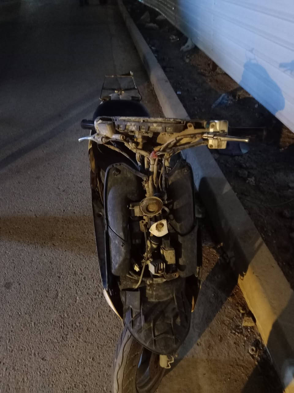 سلام عليكم دراجة عصفوري هندر واحد سلعة معدل لبيع 100بيهة مجال ***********
