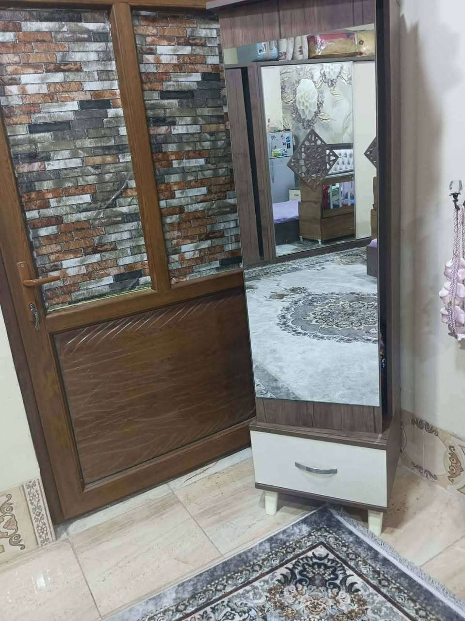 غرفة نوم نظيفه 400 وبيه مجال لشراي


**إذا كنت صاحب هذا الإعلان وتريد حذفه لأي سبب، رجاءا أرسل رسالة إلى الدعم الفني**