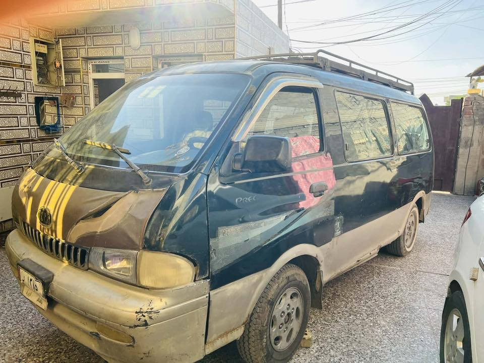 بريجو  موديل 96  رقم بغداد  بأسم ولد صديقي سياره نقصها فقط كازكت  وحداديه نص عمر الاتصال على رقم ***********
