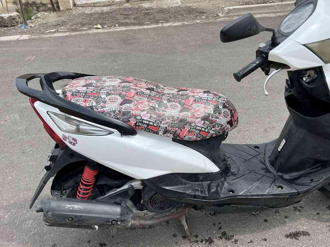 سلام عليكم
دراجة ماكس ثعلب  مكينة ممفتوحة نهائيا 
شلعة معدل الدراجة ناعمة حيل مابيها اي نضوح او تبخير مكينة  خرسة مينسمع صواتها كفرات الاصفاح  مختمة السعر 550 
منفيس +مكاتبة موجود 
مكاني العطيفية او المنصور ***********
