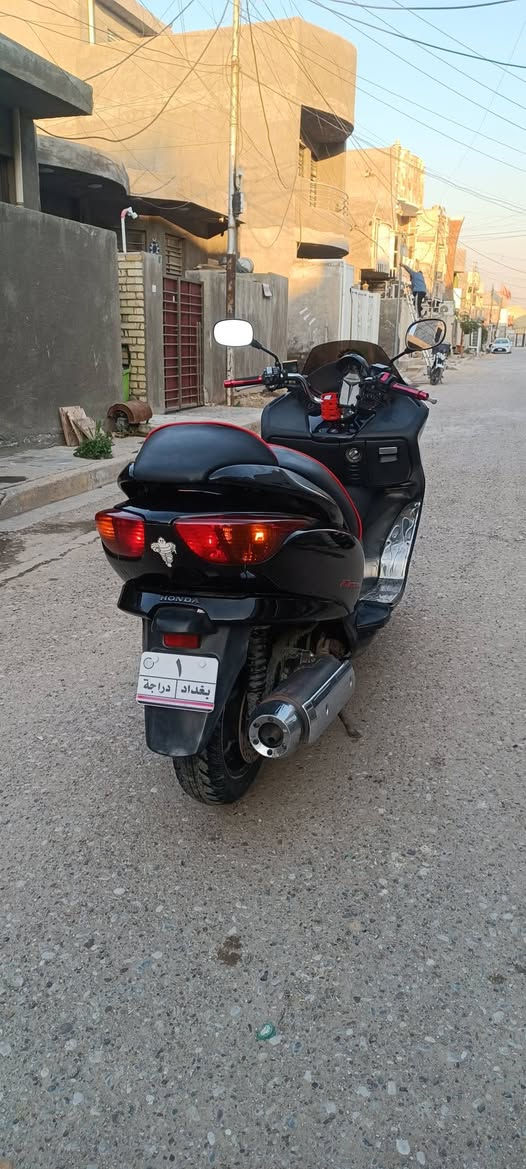 سلام عليكم للبيع فورزه بصمه صفر 8 مكفوله جديده رمبه كله شغال مابيها اي نقص ابد مكينه بلادي عل وضع شركه نعومه فول 6كير سبورت وعادي كفر بلادي قطره صبغ مابي دراجه ماشيه 45 تخم تايرات جدد دبلات نضيفه سعر 8 ورقات بيها مجال لشراي بغداد زعفرانيه ***********
